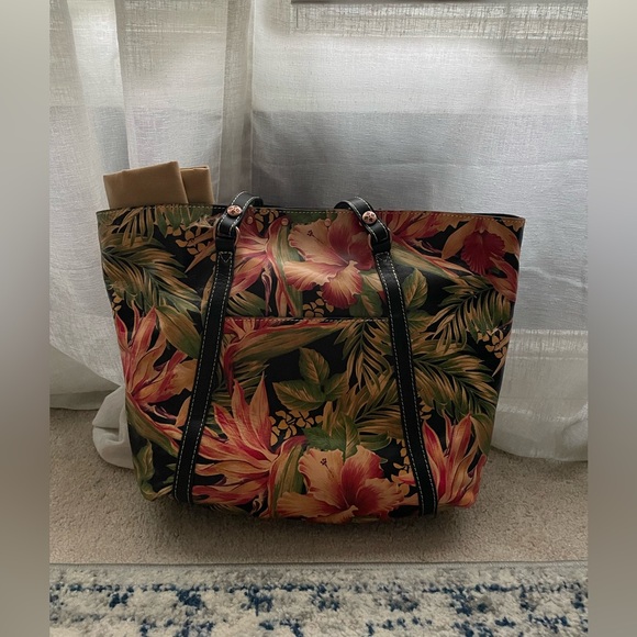 NWT RARE Patricia Nash Benvenuto Tote - Picture 5 of 10